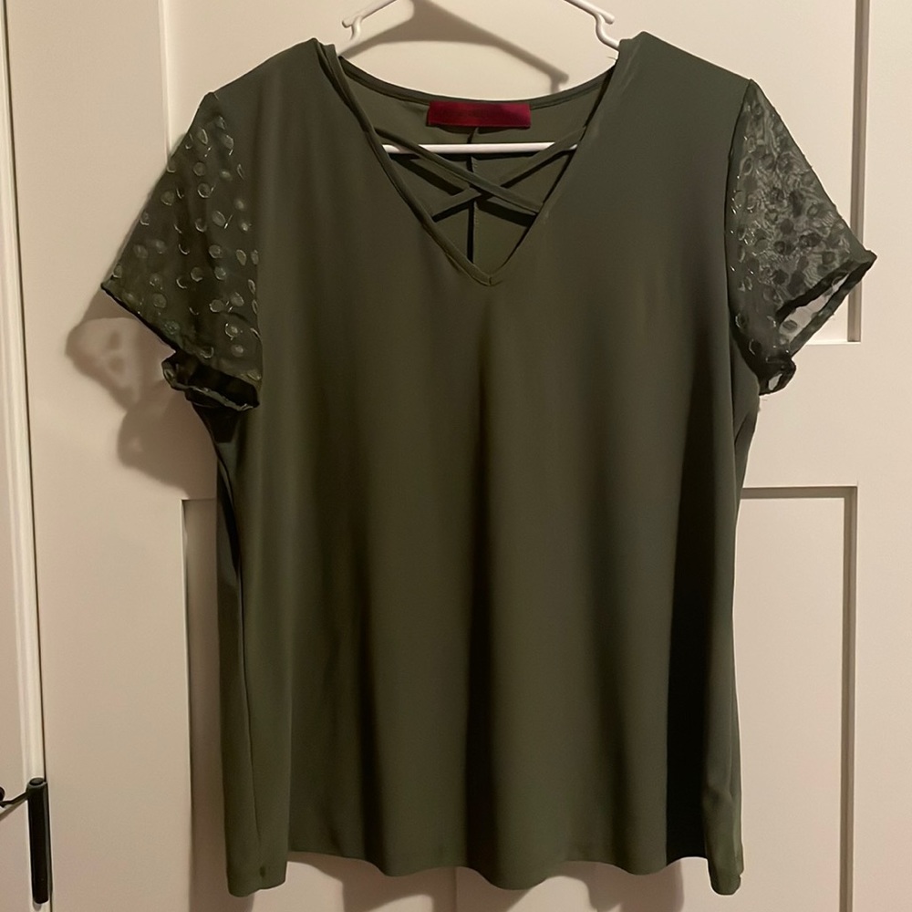Cute blouse